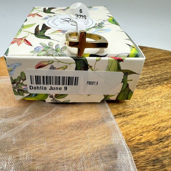 Plunder Gold Cross Ring Jewelry Design Dahlia June 9 Stainless Steel Statement - Picture 5 of 5